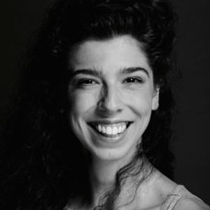 Julia de Castro